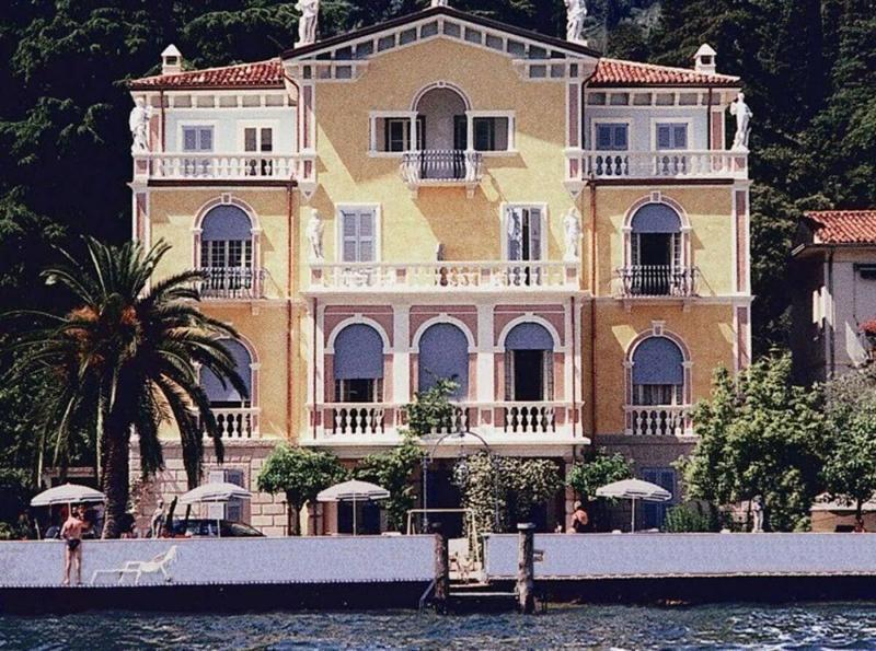 Hotel Monte Baldo E Villa Acquarone Gardone Riviera Bagian luar foto