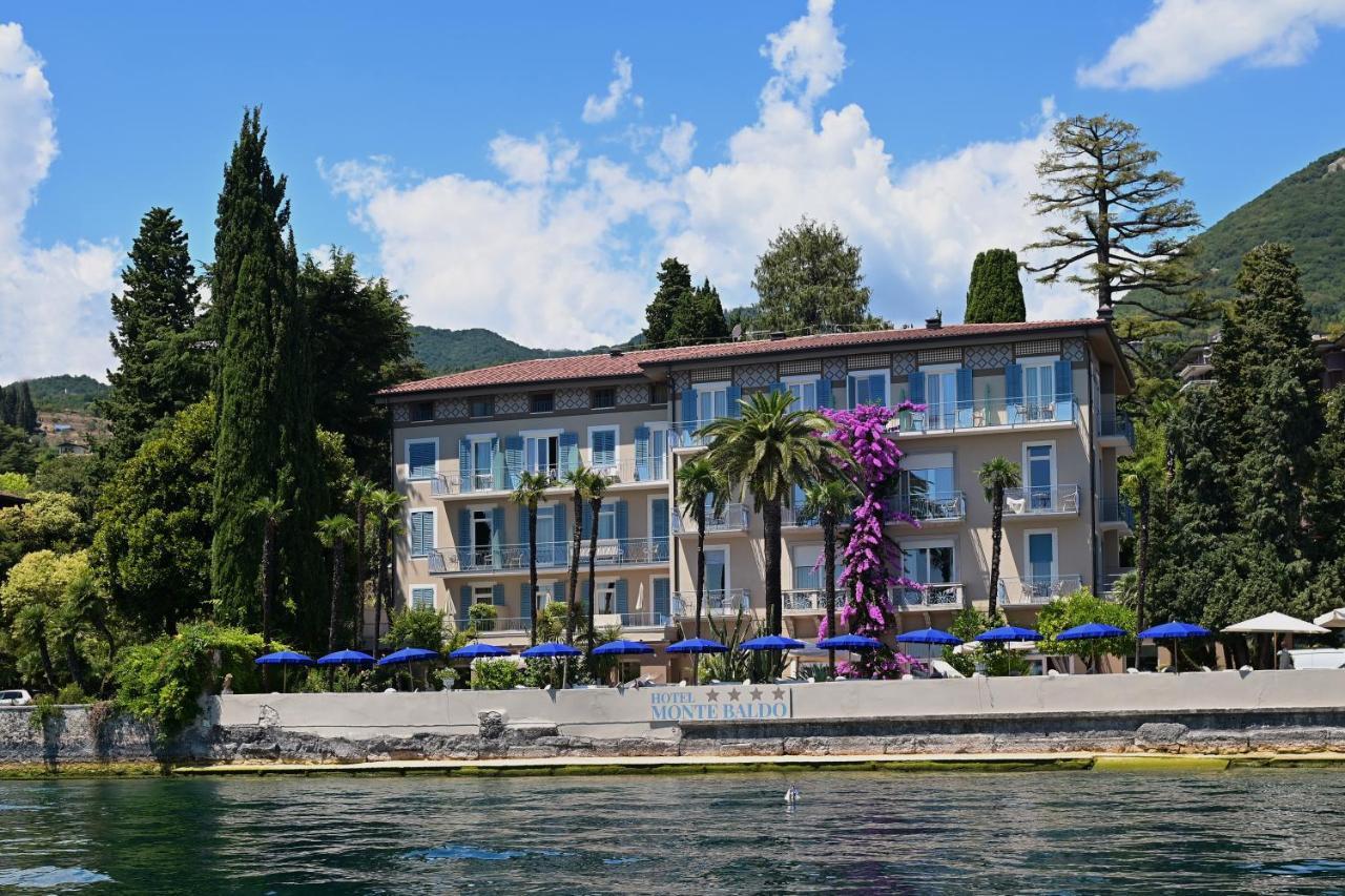 Hotel Monte Baldo E Villa Acquarone Gardone Riviera Bagian luar foto